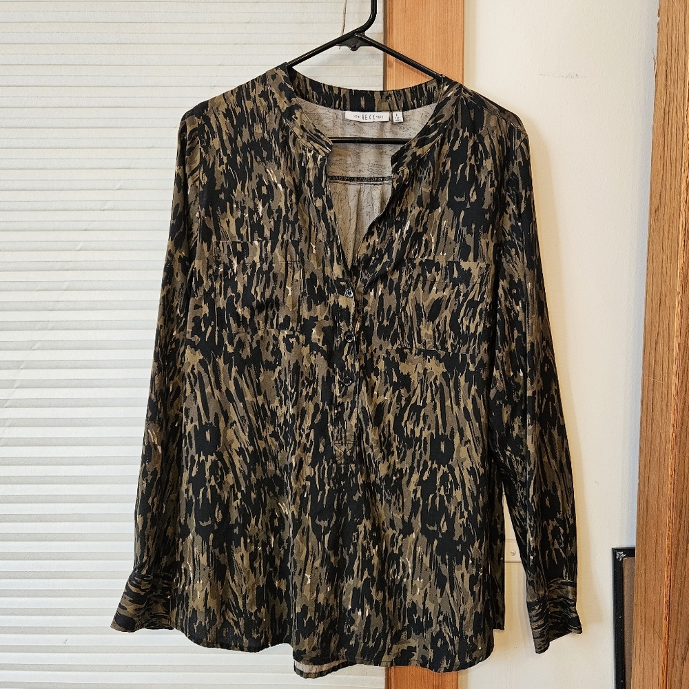 NEXX New York Silk Abrstract Olive Print Tunic Blouse Size L